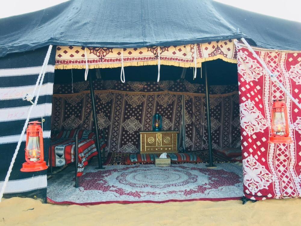 Badīyah Sultan Private Desert Camp מראה חיצוני תמונה